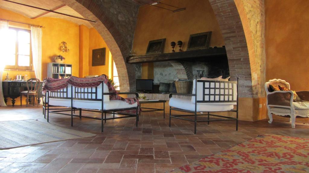 Agroturismo Azienda Agrituristica Podere Pratovecchio Siena