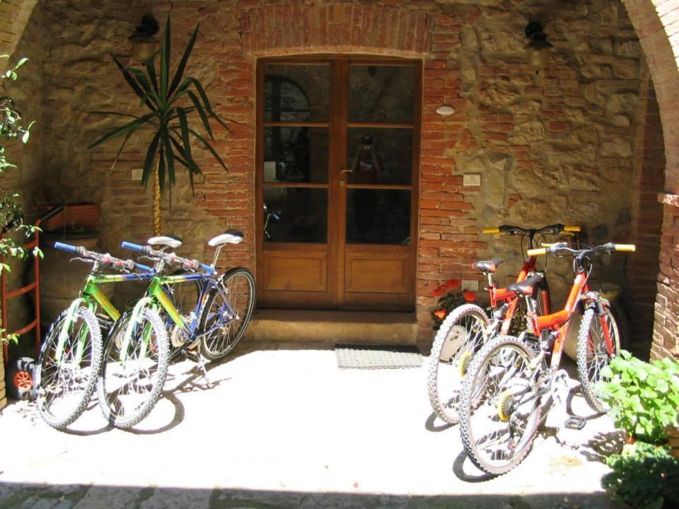 Azienda Agrituristica Podere Pratovecchio * Siena